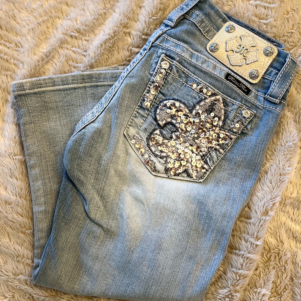 Miss me, midrise, easy crop, blue jeans